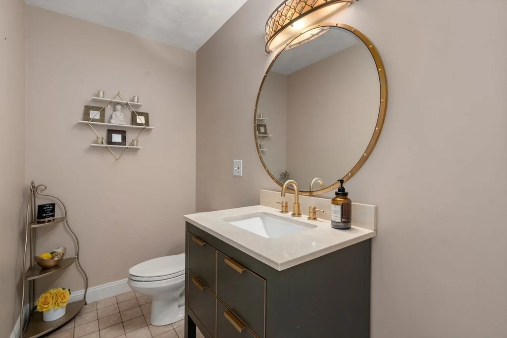 Photo of 4 Green Meadow Dr