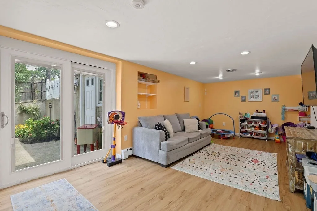 Photo of 27 Alden Rd