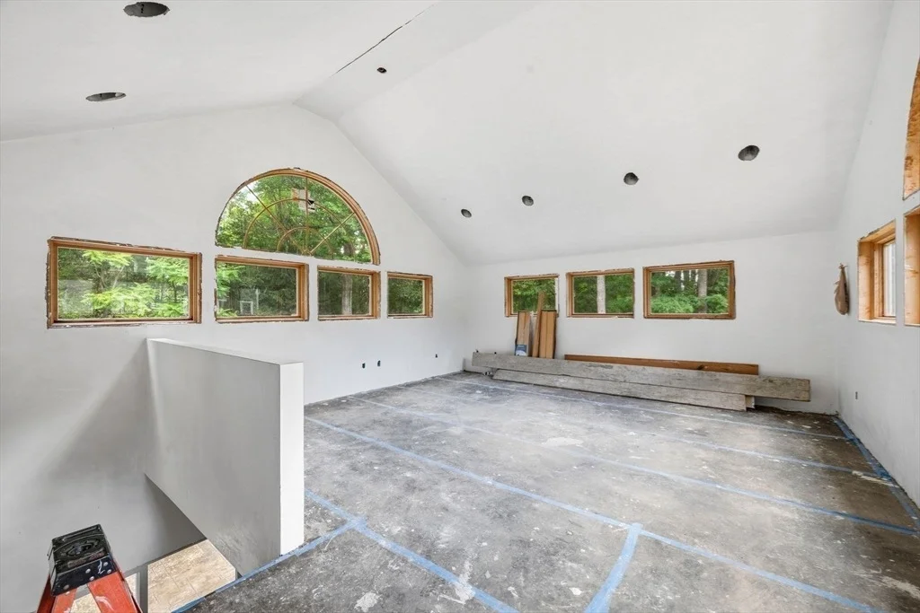 Photo of 4 Juniper Ln