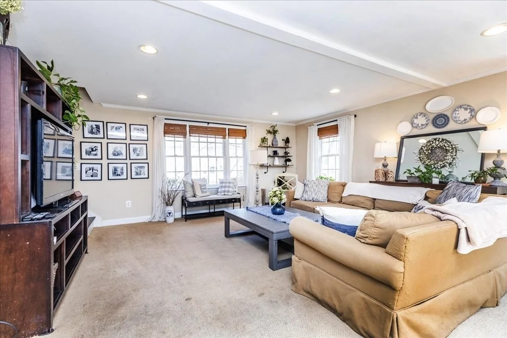 Photo of 23 Beacon St