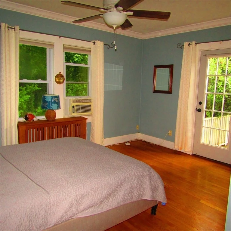 Photo of 465 Spring Street