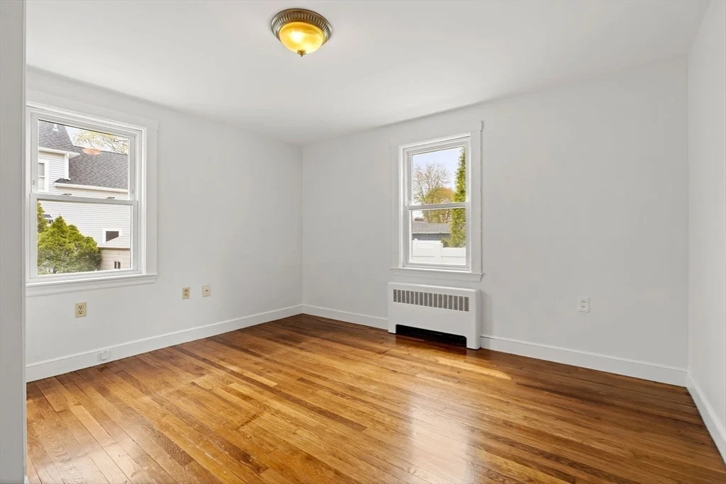 Photo of 13 Munroe Ave