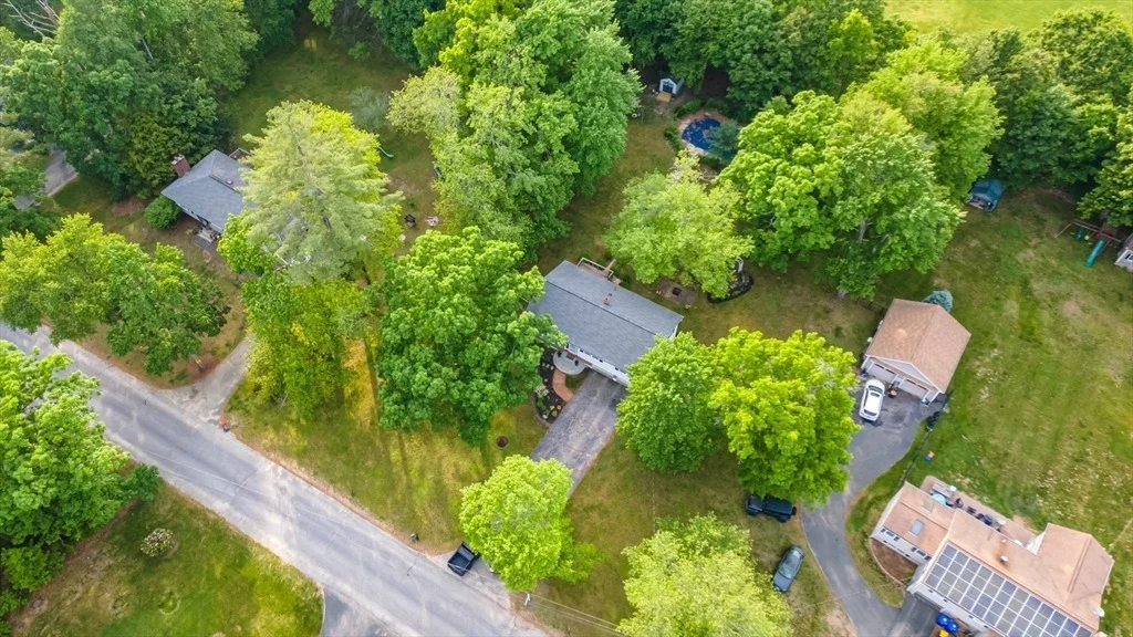 Photo of 32 Alvirne Dr