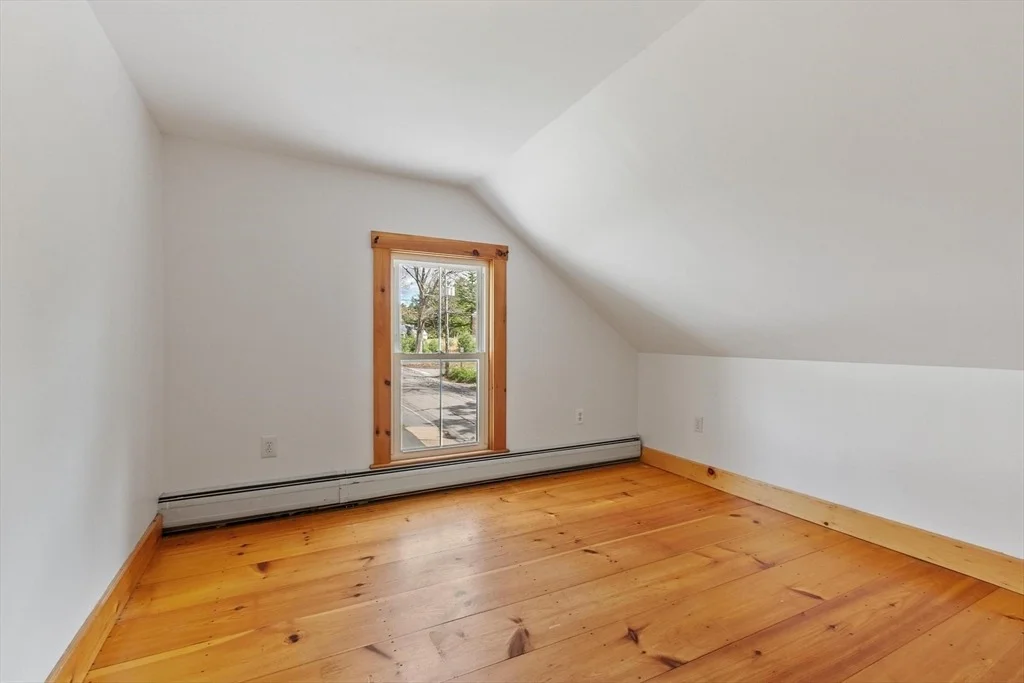 Photo of 125 Lake Ellis Rd