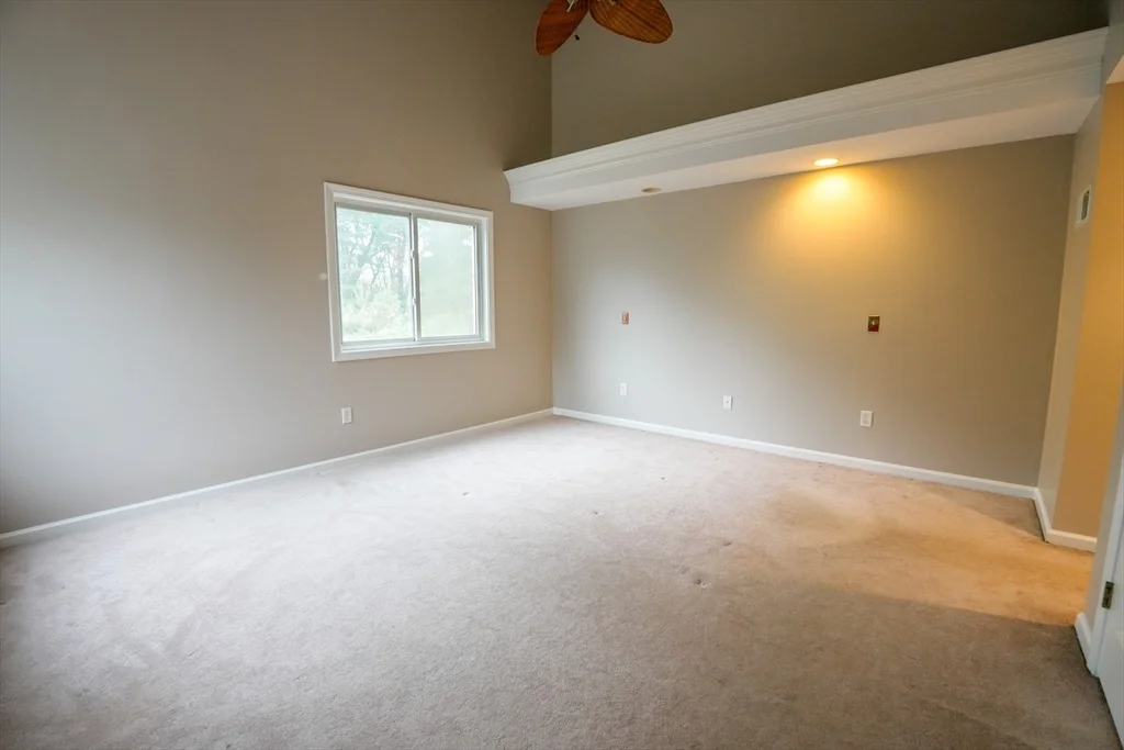 Photo of Unit 291 at 291 Captain Eames Cir