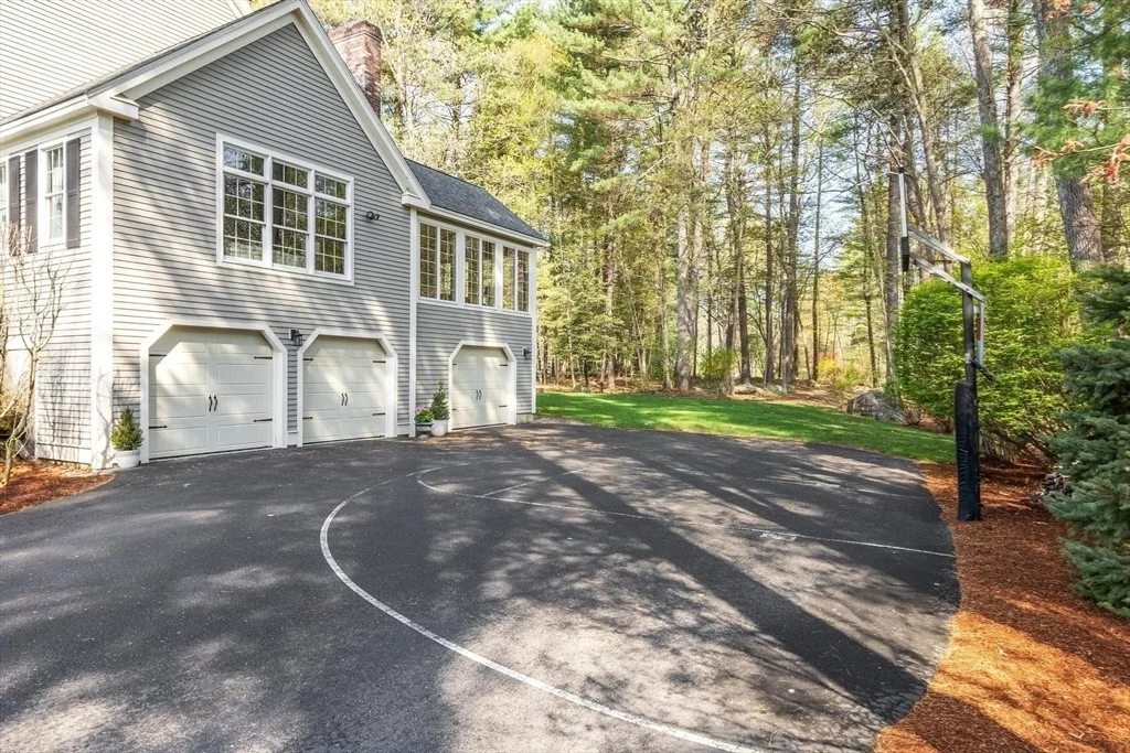 Photo of 25 Whitney Lane