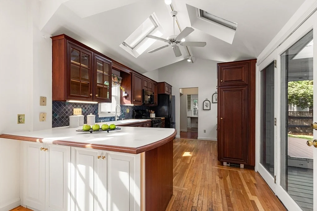 Photo of 16 Preston Beach Road