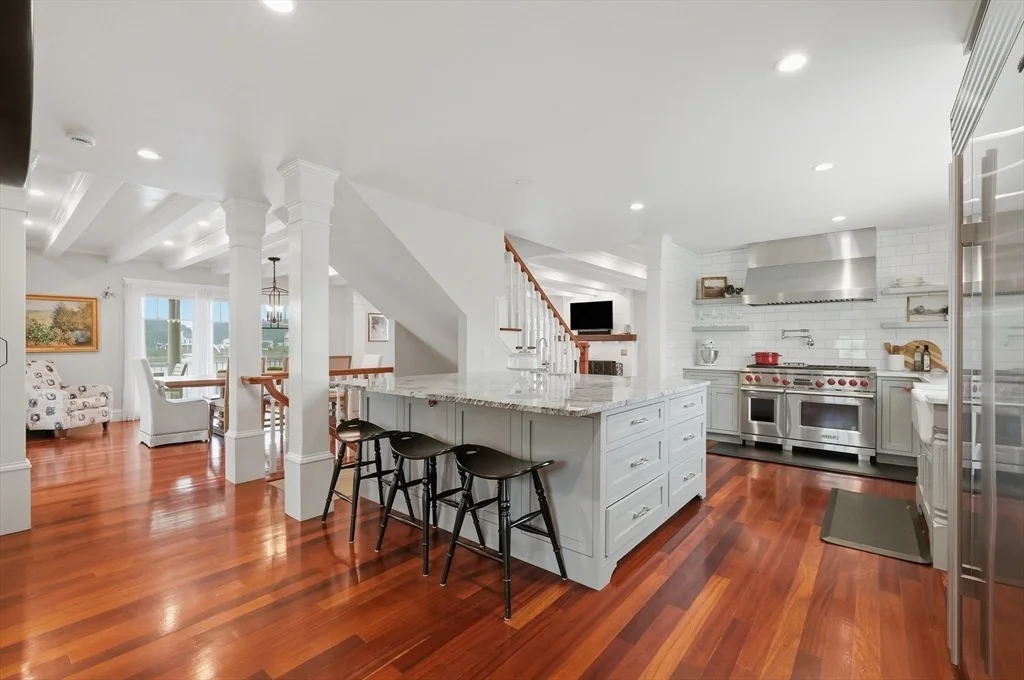 Photo of 8 Onset Ave