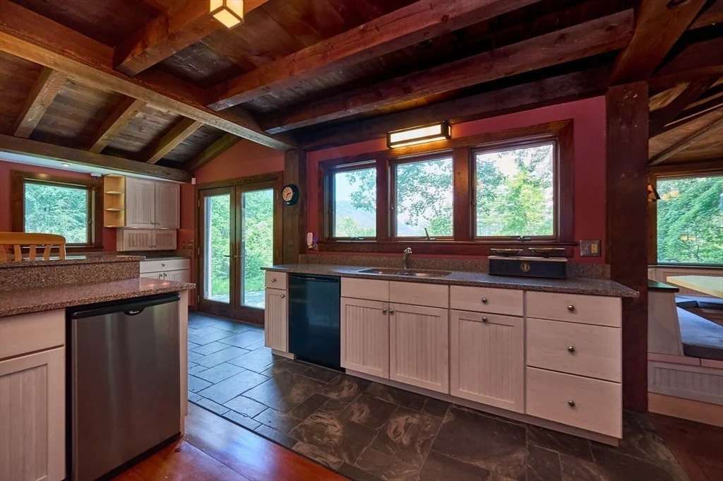 Photo of 62 Schaefer Way