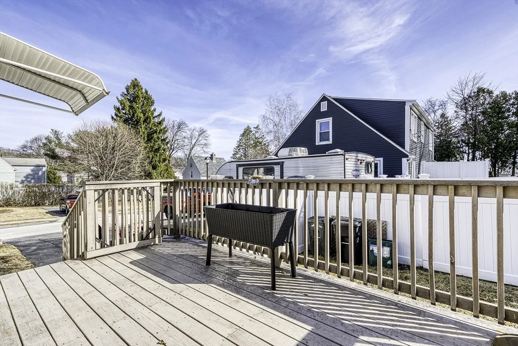 Photo of 17 Heroult Rd