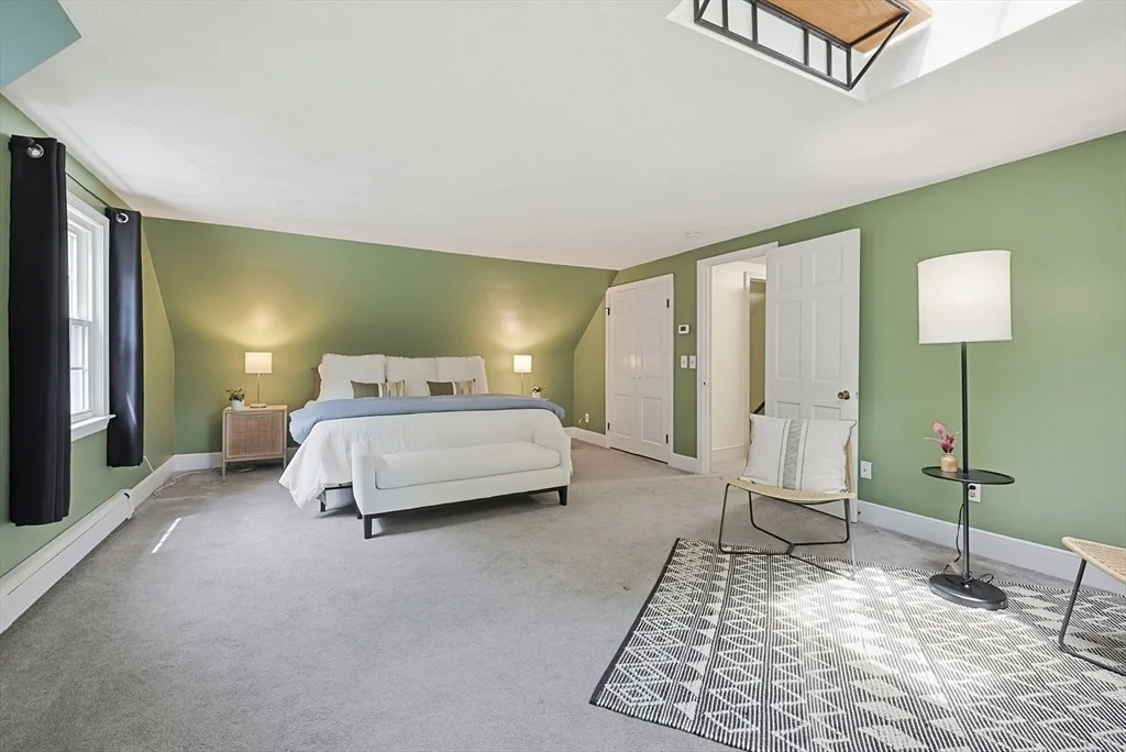 Photo of 281 Scott Rd