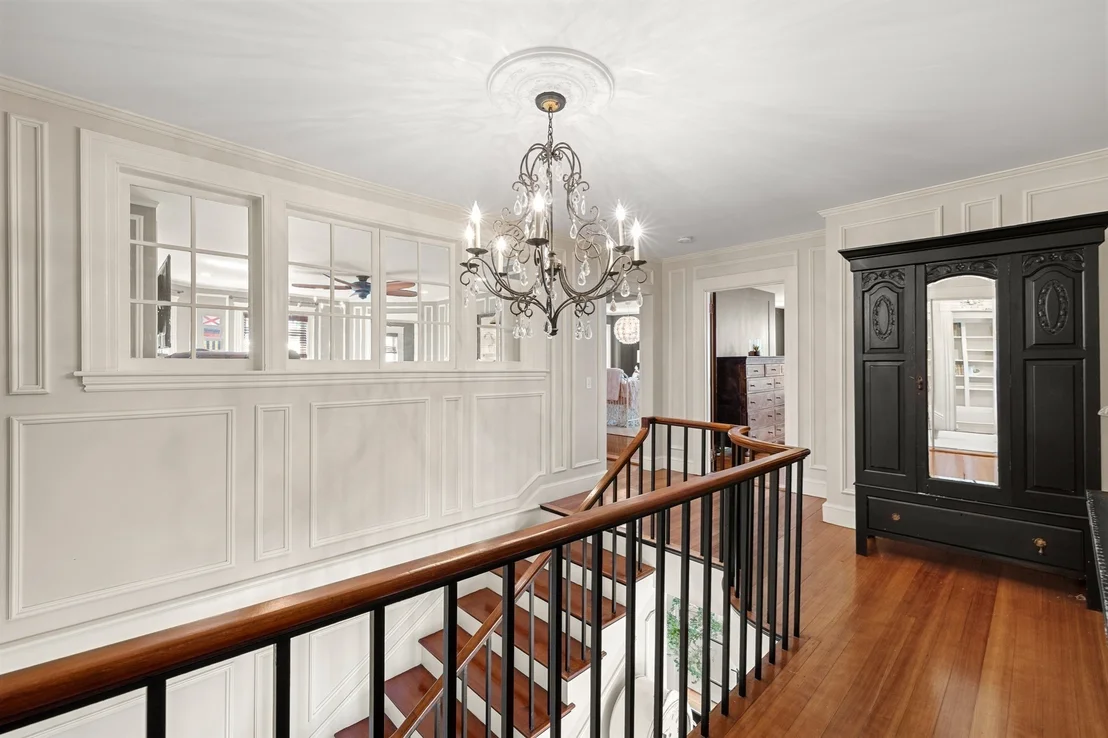 Photo of 31 Shore Rd.