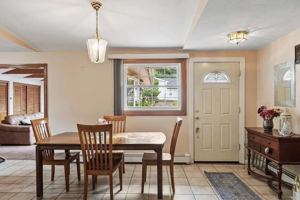 Photo of 115 Richard Rd