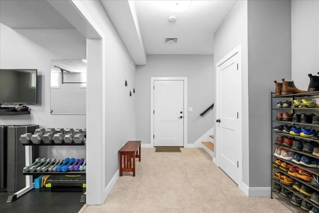 Photo of 86 Lyman Rd