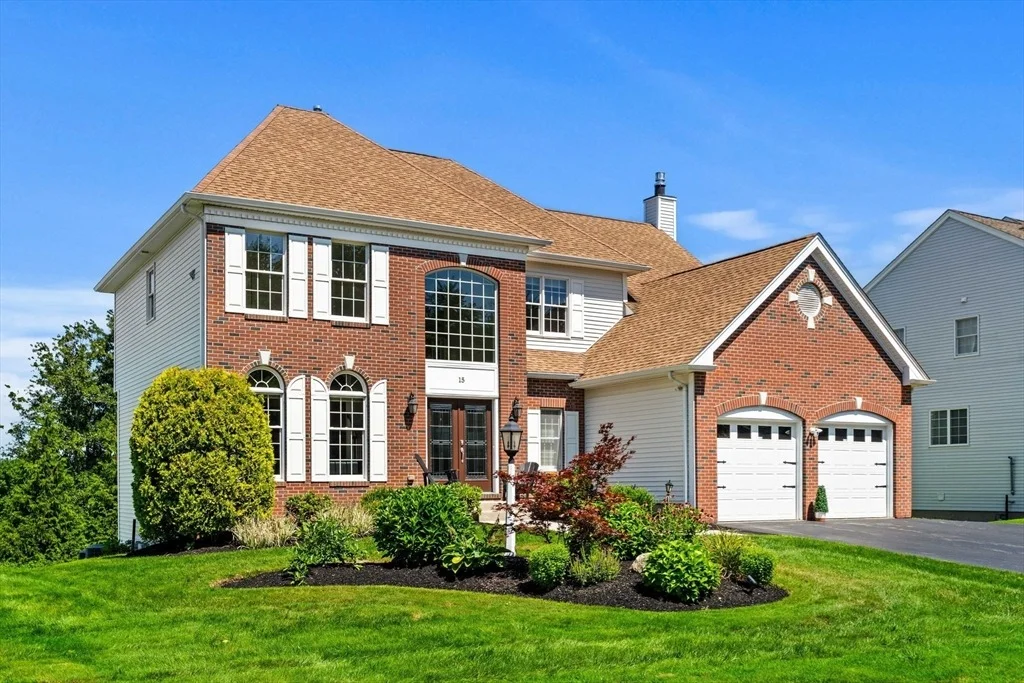 Photo of 15 Fairways Ln
