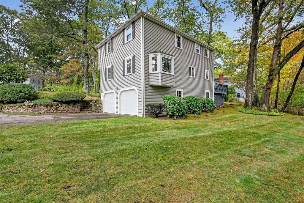 Photo of 16 Montgomery Drive