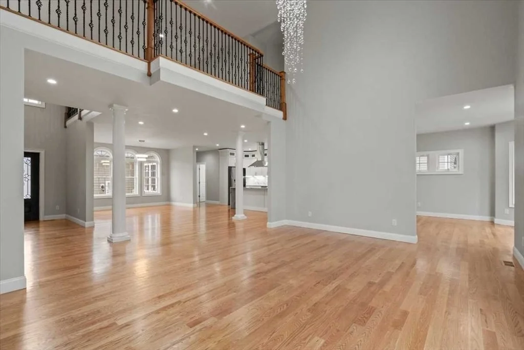 Photo of 241 Lake Ave