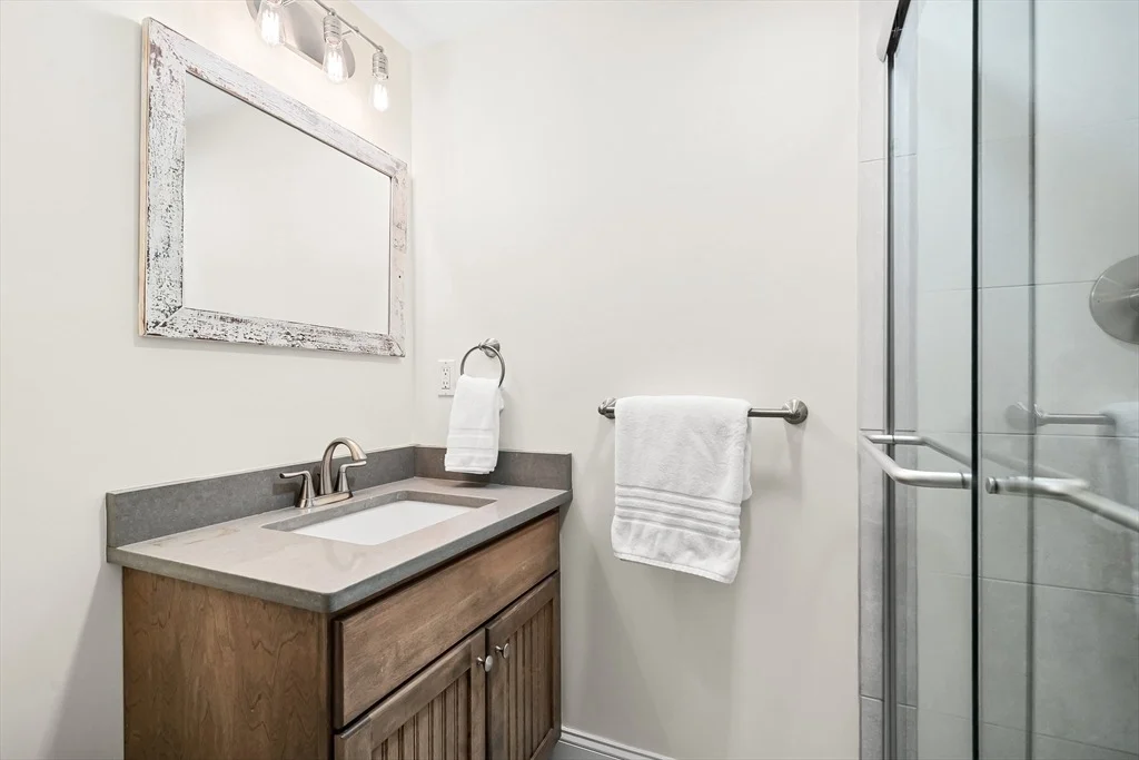 Photo of 10 Kirkland Circle