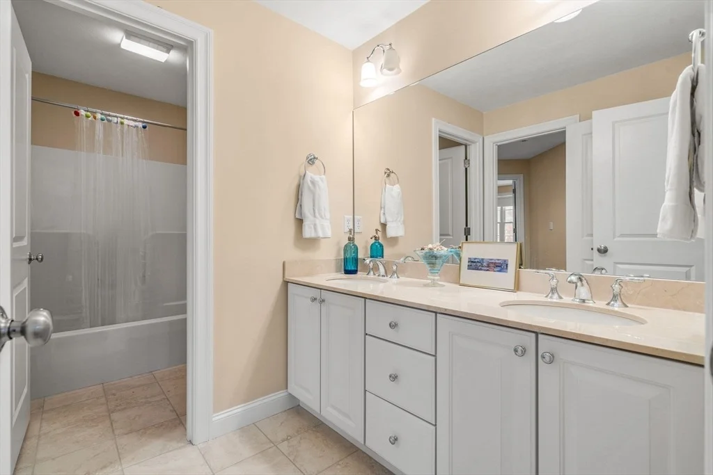 Photo of 20 Valley View Way