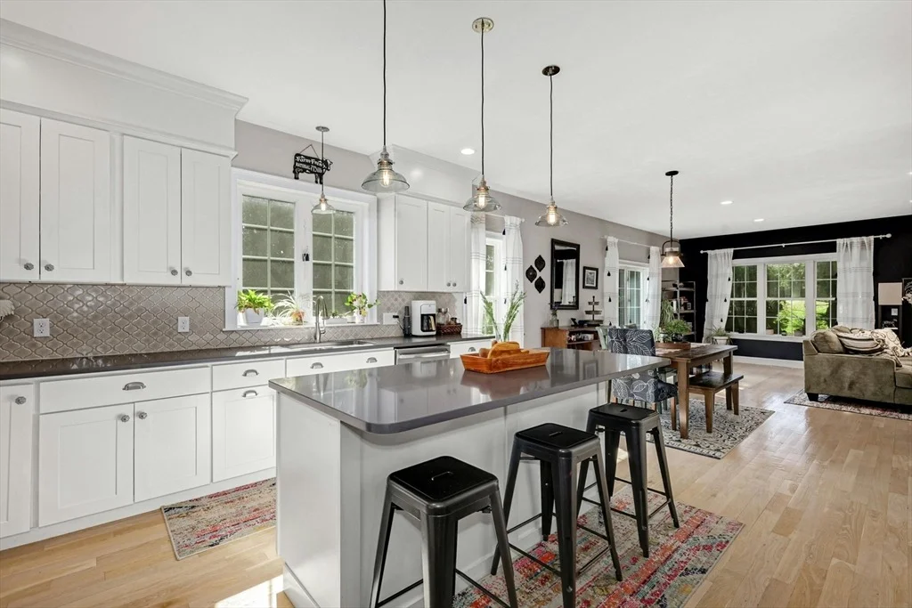 Photo of 424 Langen Rd