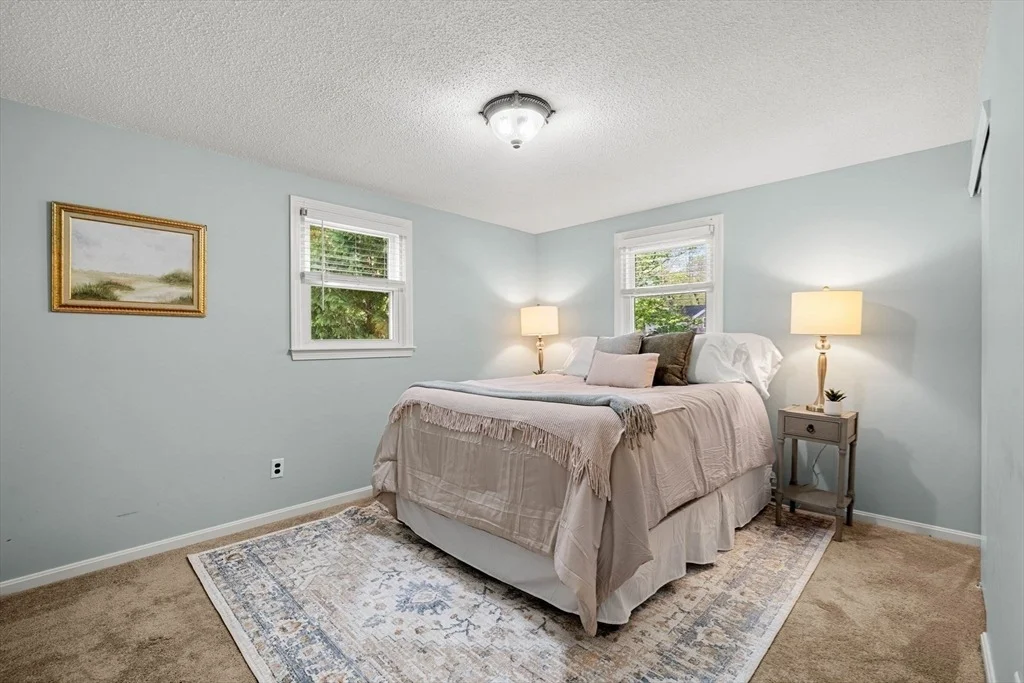 Photo of 35 Freeport Dr