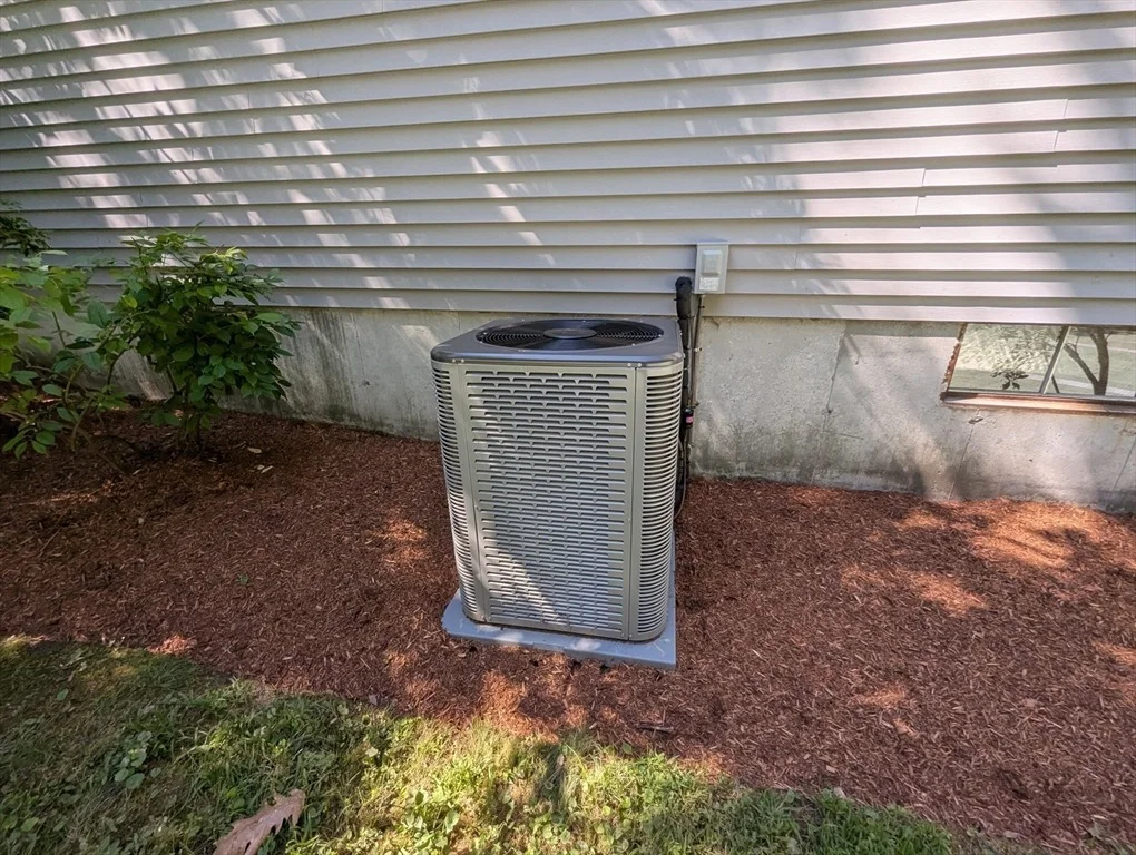 Photo of 620 Pleasant St
