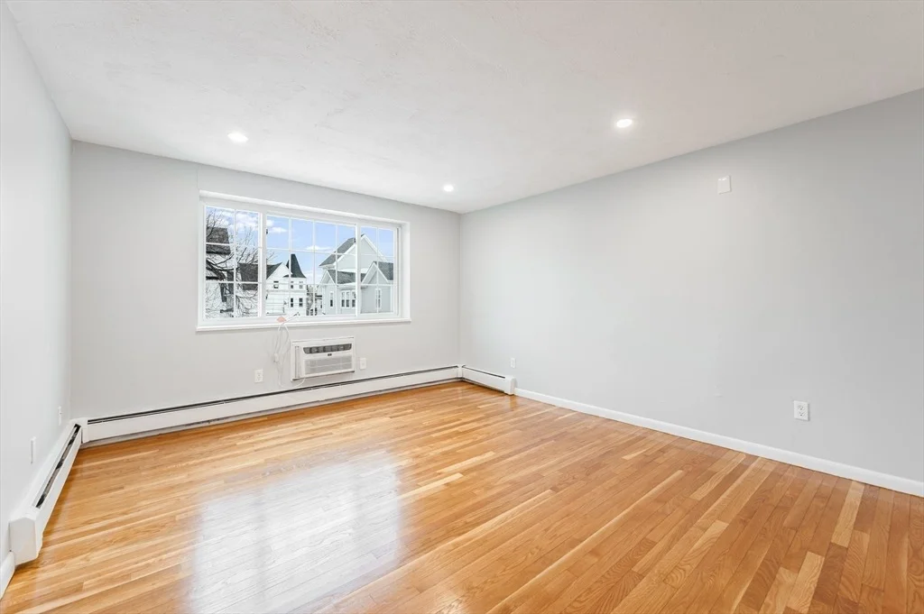 Photo of Unit 31 at 15 Staples Avenue