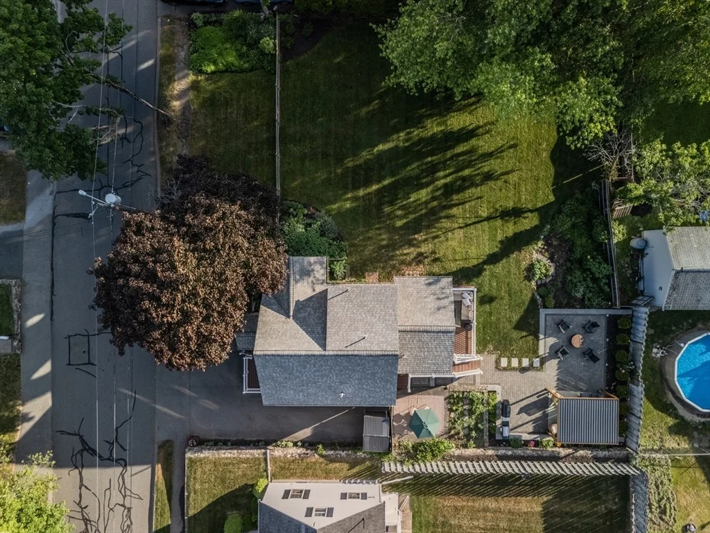 Photo of 37 Hillcrest Ave