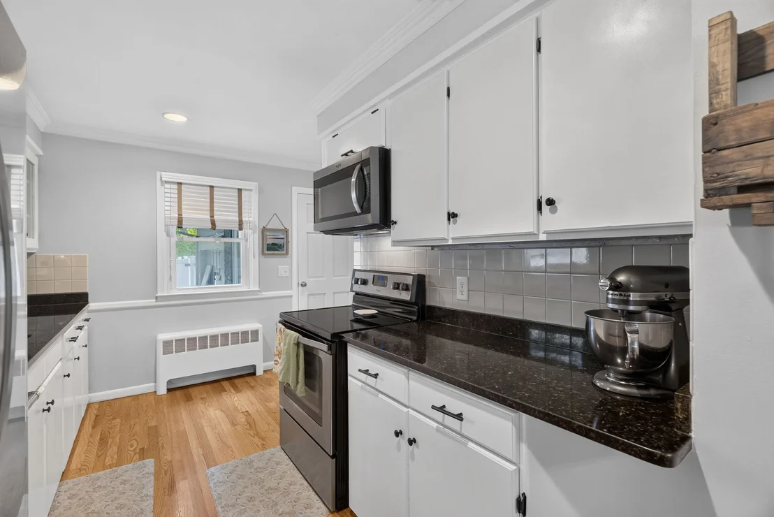 Photo of 51 Cherry Hill Dr