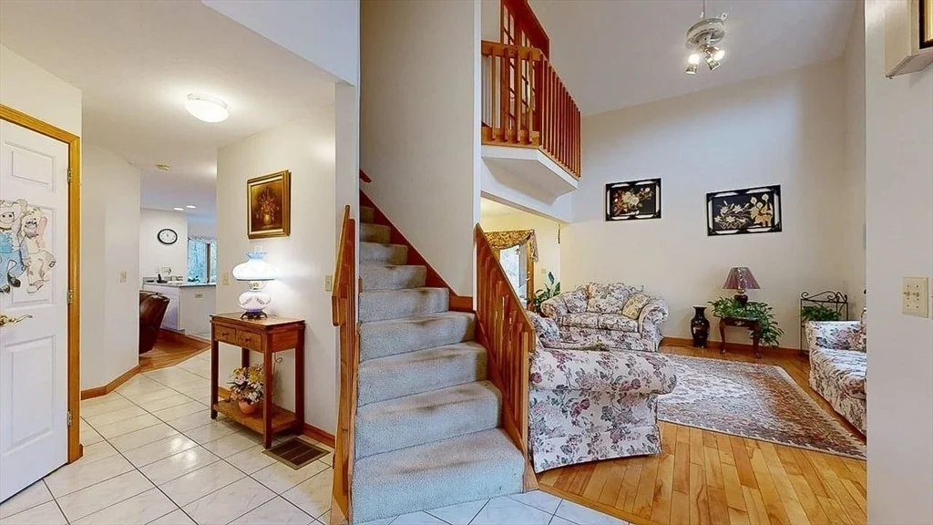 Photo of 51 Sheffield Dr