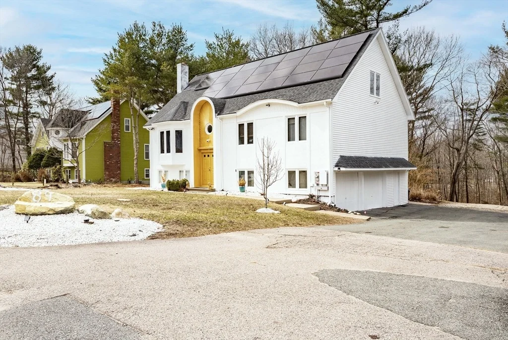 Photo of 89 Lucas Dr