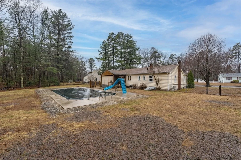 Photo of 12 Kimberly Ln