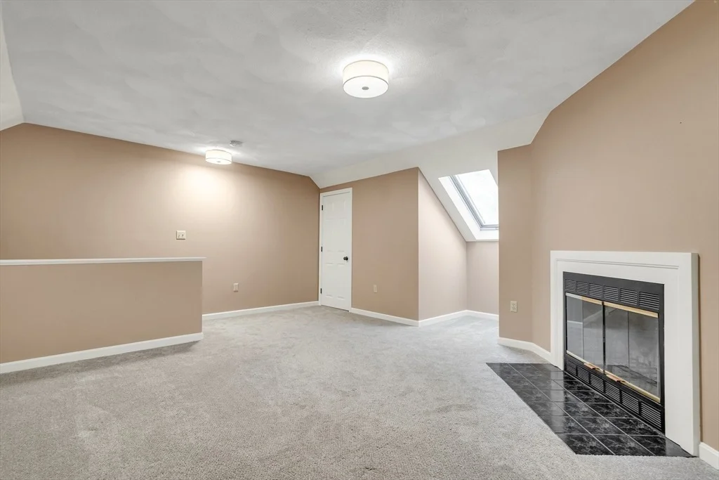 Photo of Unit 5 at 23 Deer Path