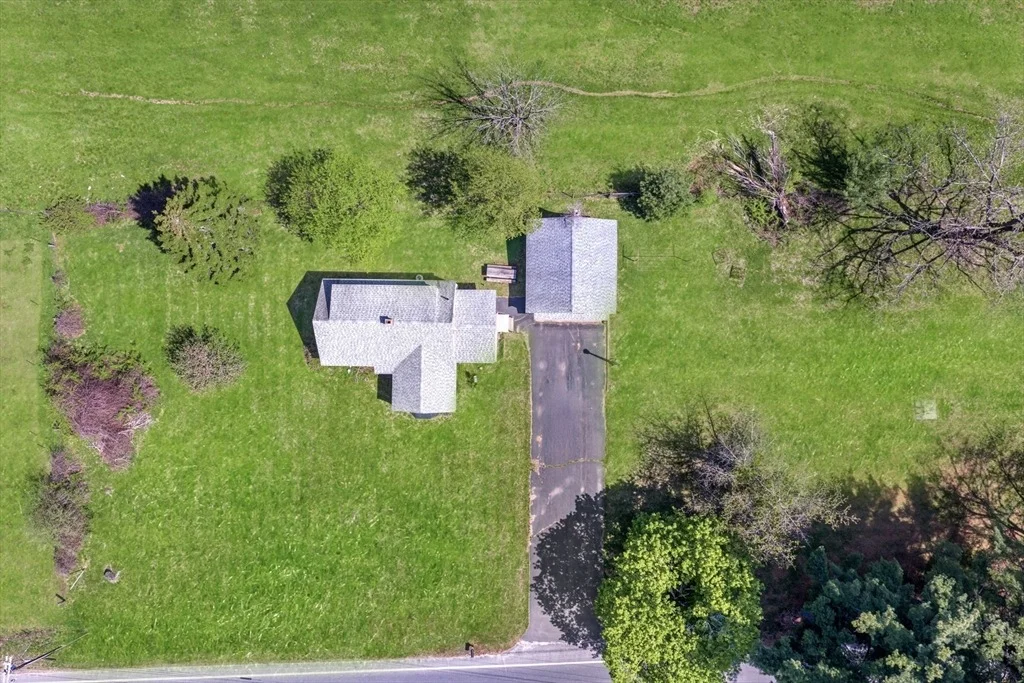 Photo of 17 Moosebrook Rd