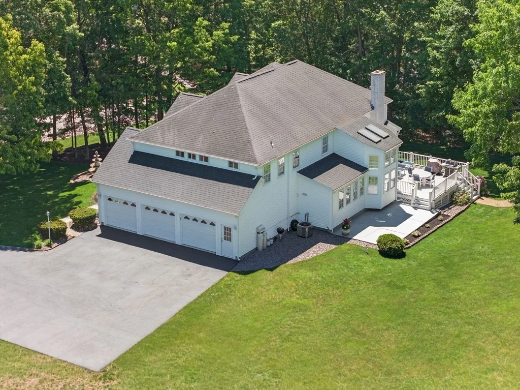 Photo of 176 Robbs Hill Rd