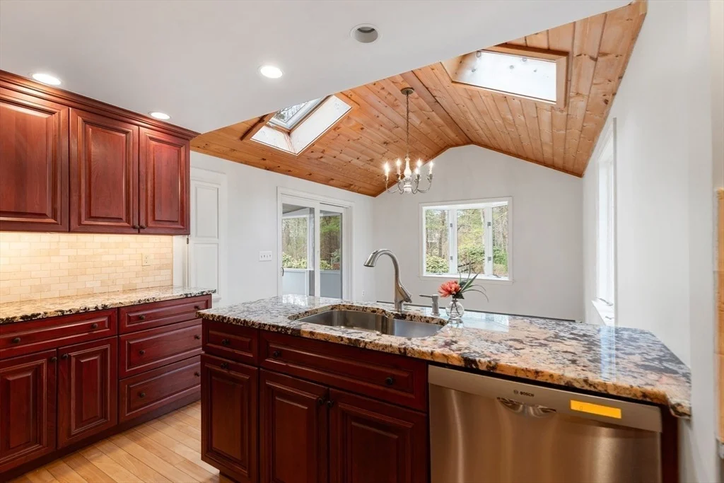 Photo of 14 Reeves Rd