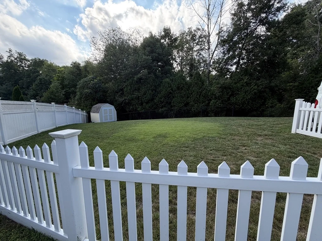 Photo of 25 Winston Cir