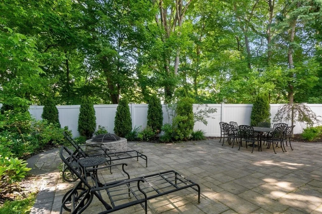 Photo of 283 Walnut Street