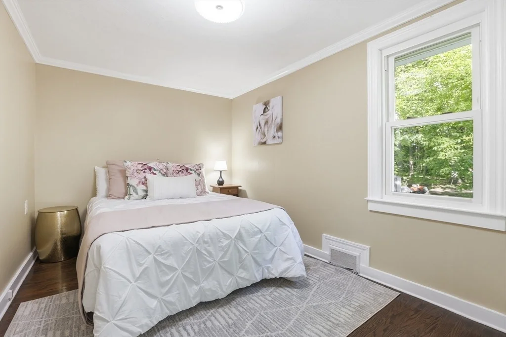 Photo of 111 Pleasant Street