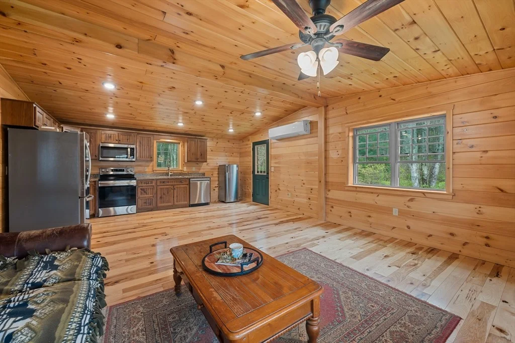 Photo of 22 Carpenter