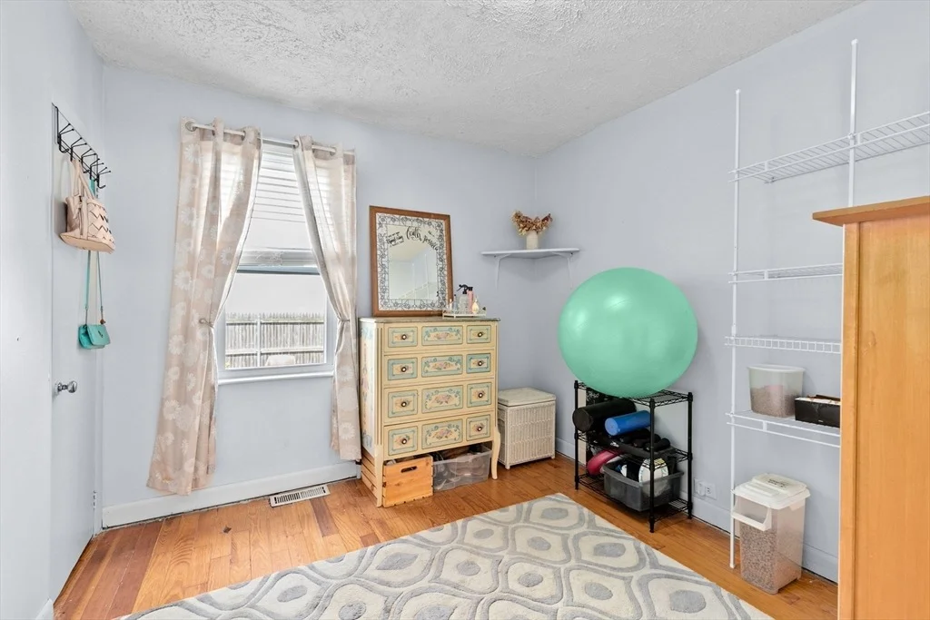 Photo of 93 Warren St.