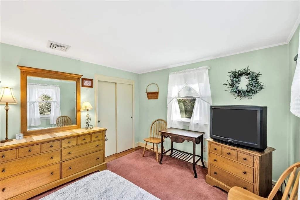Photo of 48 Maple St