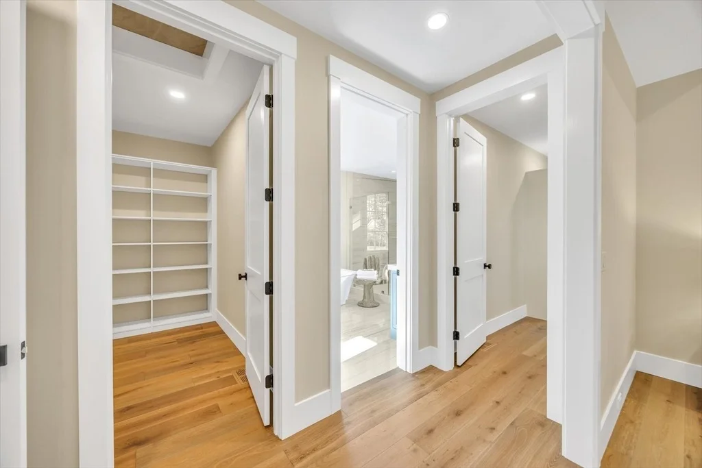 Photo of 6 Willow Cir