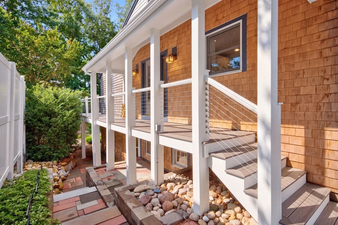 Photo of 34 Dexter Ave