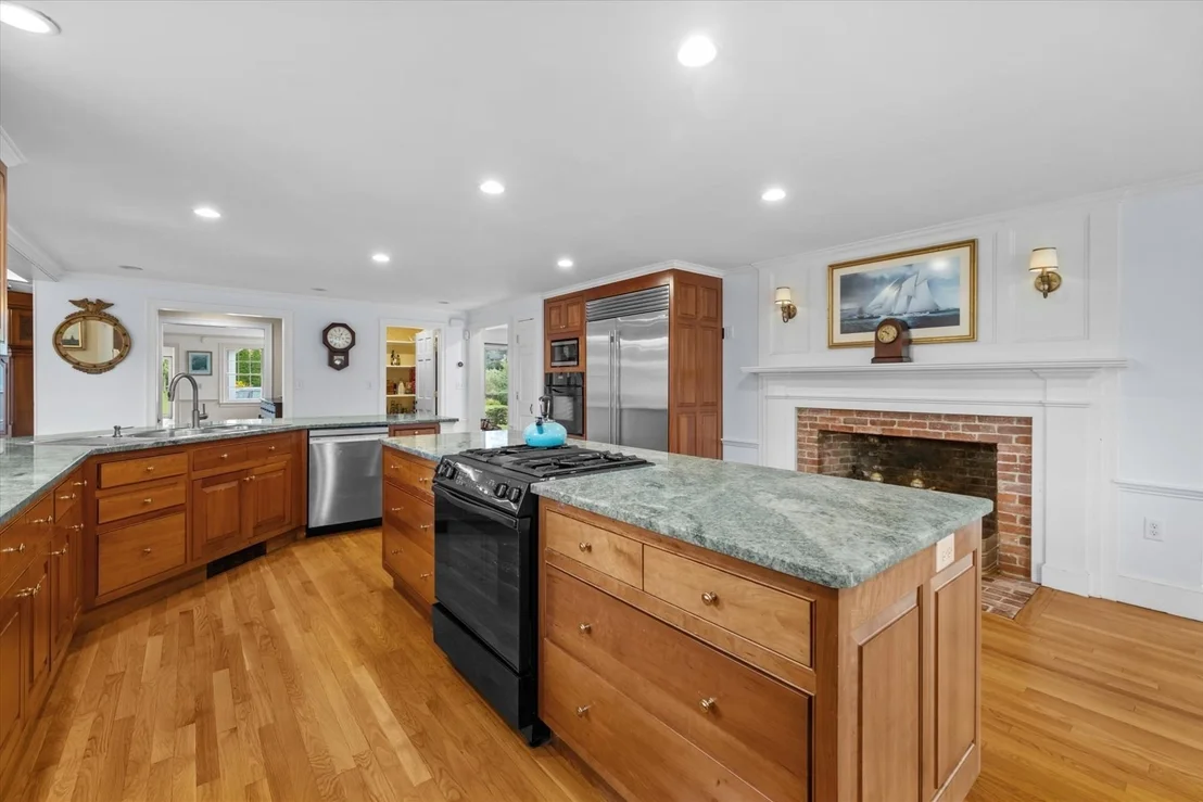 Photo of 34 Sunset Rd