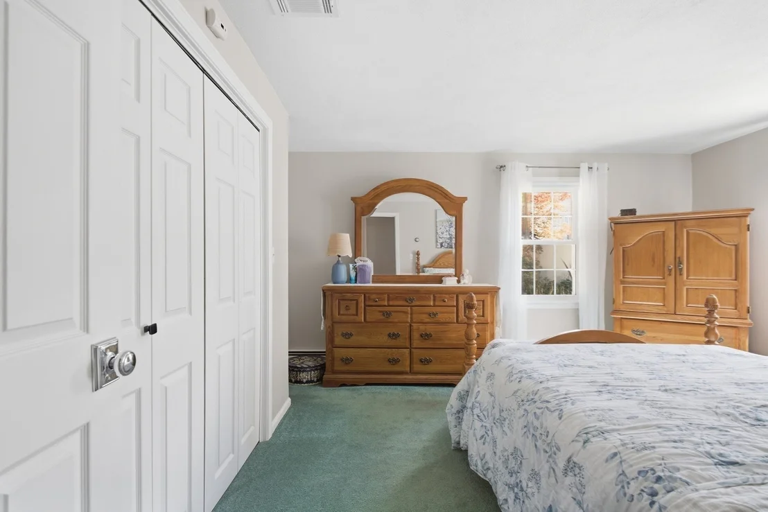 Photo of 136 Maplewood Rd