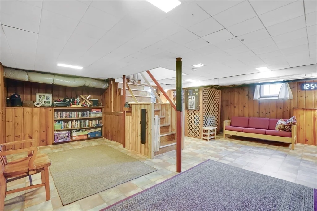 Photo of 146 Bellevue Ave