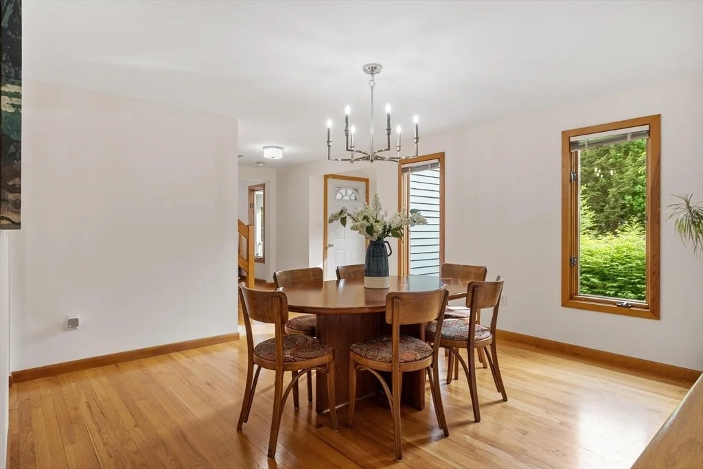 Photo of 6 Baywoods Dr