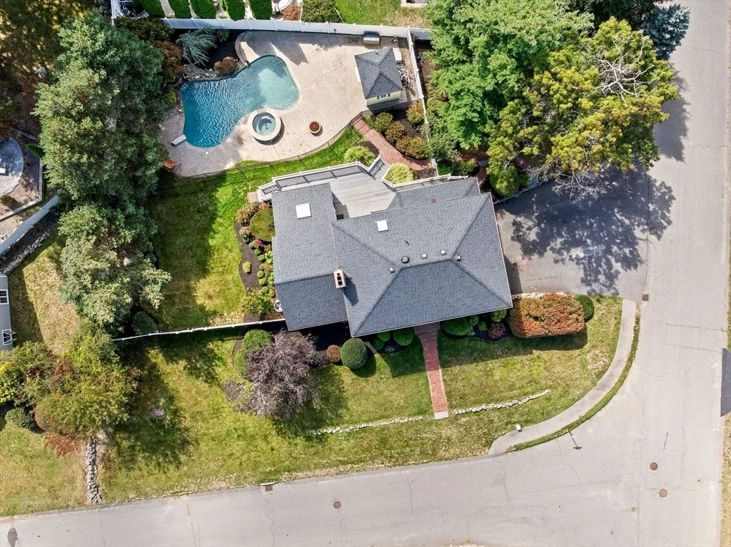 Photo of 2 Windward Lane