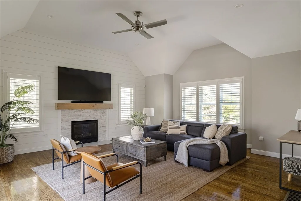 Photo of 8 Goldman Cir